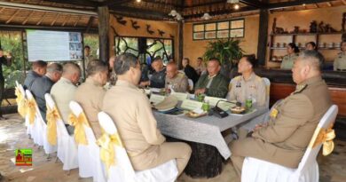 องคมนตรี เชิญถุงพระราชทานไปมอบแก่ราษฎรและเจ้าหน้าที่ผู้ปฏิบัติงาน พร้อมติดตามการดำเนินงานโครงการอันเนื่องมาจากพระราชดำริ จังหวัดแม่ฮ่องสอน